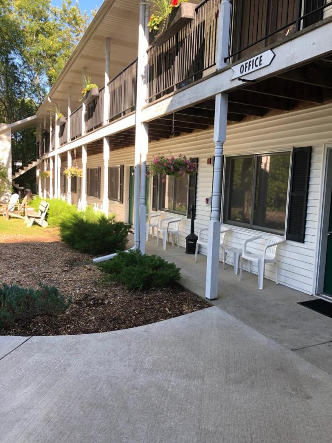 Parkside Inn Ellison Bay 외부 사진