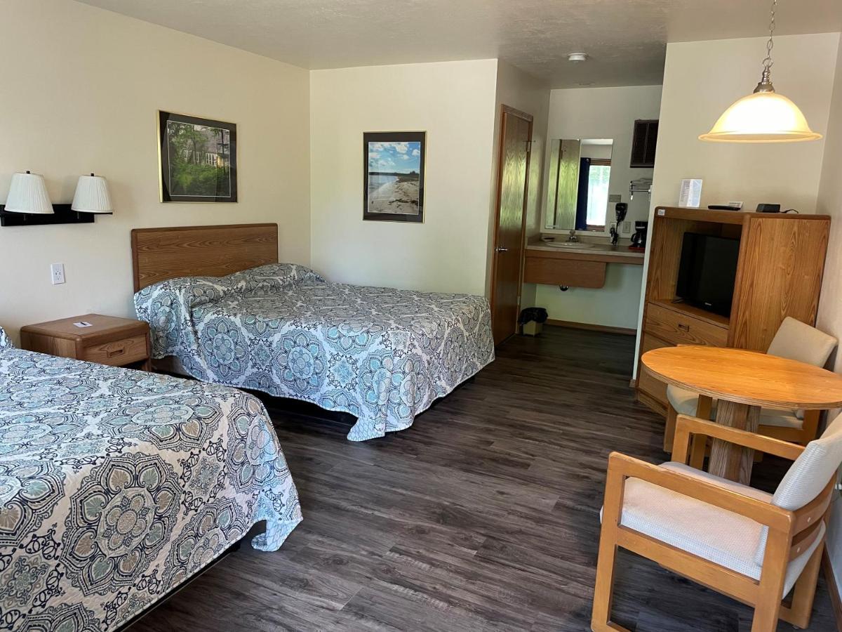 Parkside Inn Ellison Bay 외부 사진